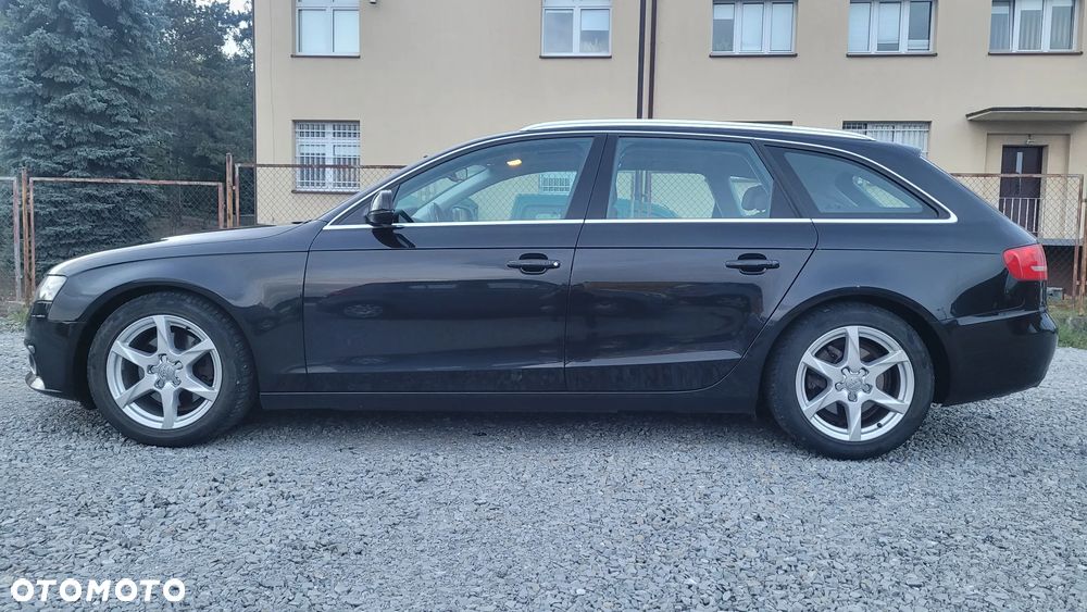 Audi A4 Avant 2.0 TDI DPF - 2