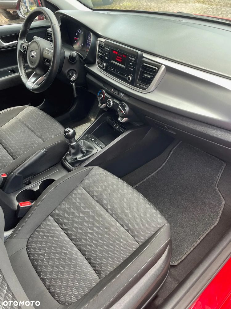 Kia Rio 1.2 M - 12