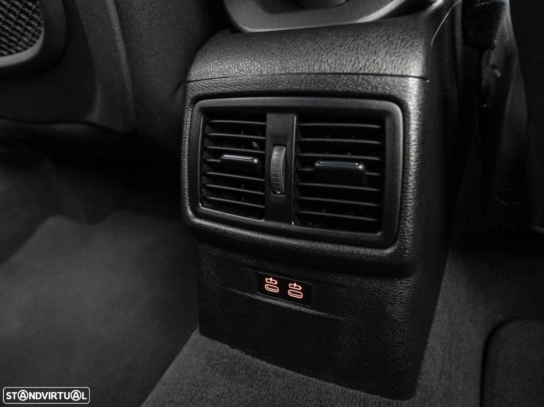 BMW X1 16 d sDrive - 37