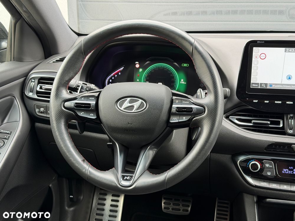 Hyundai i30 1.5 T-GDI 48V-Hybrid DCT N-Line - 13