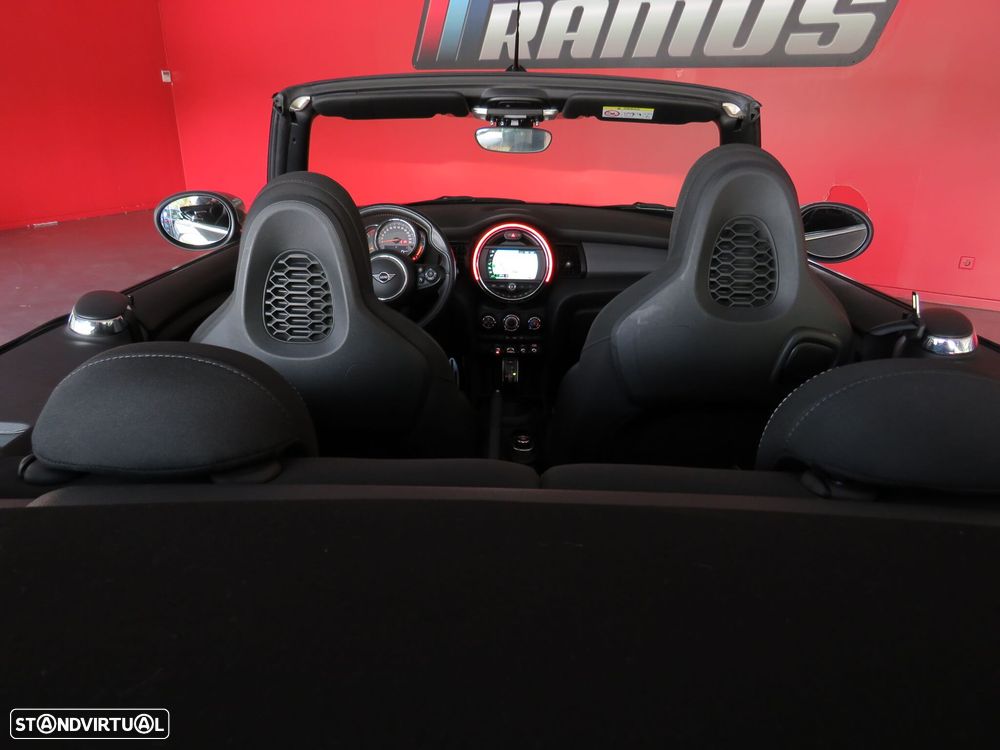 MINI Cabrio Cooper Premium Extra JCW Auto - 19