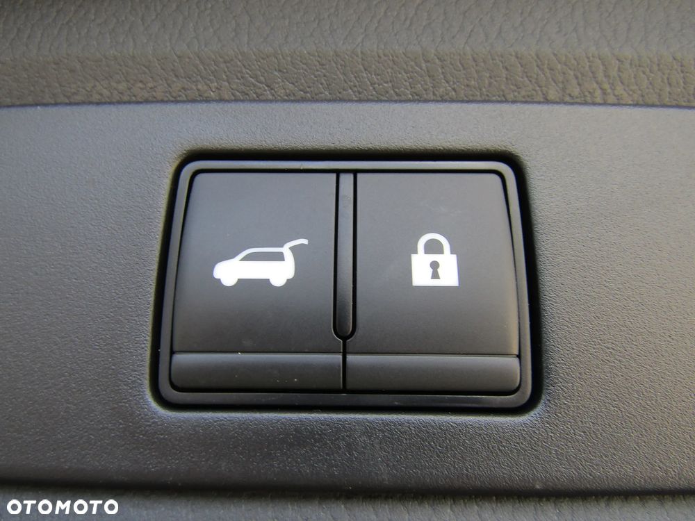Nissan Qashqai 1.3 DIG-T MHEV N-Connecta - 20