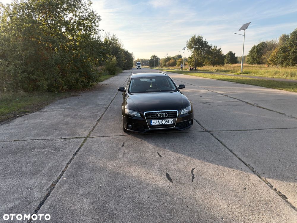 Audi A4 Avant - 10