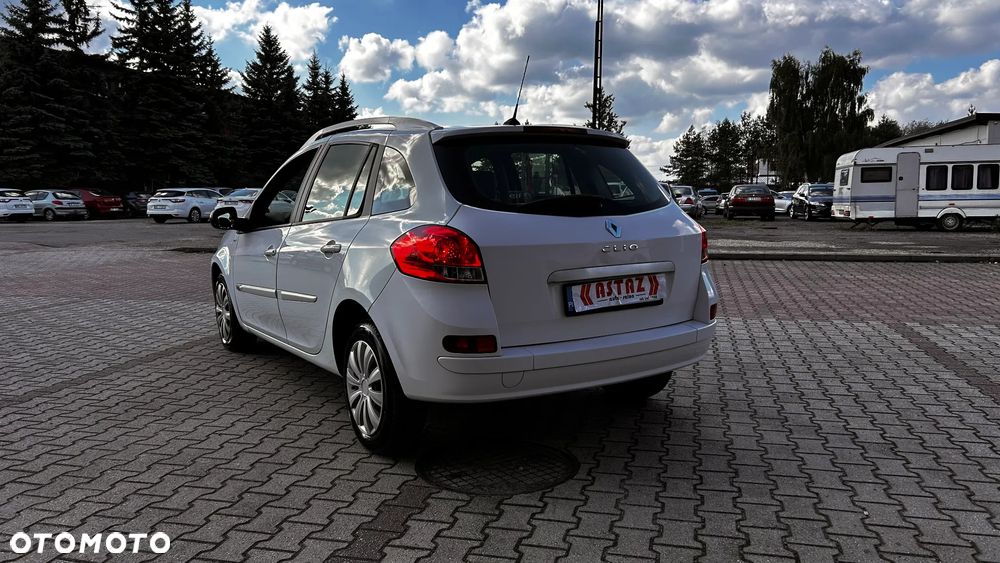 Renault Clio 1.6 16V Night&Day - 9