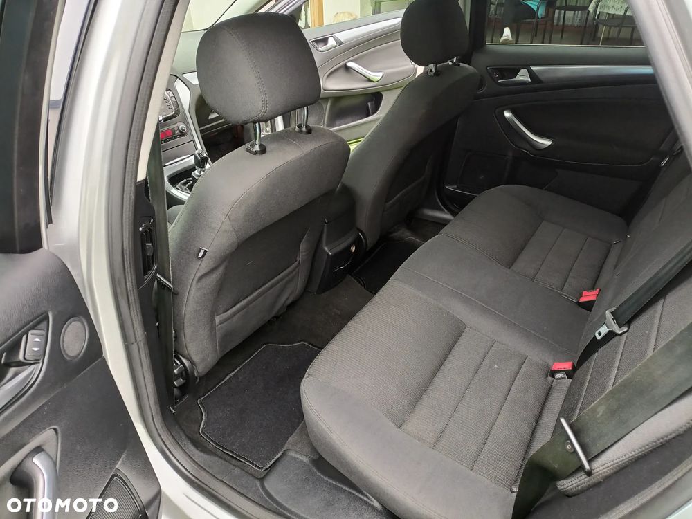Ford Mondeo 2.2 TDCi Titanium - 16