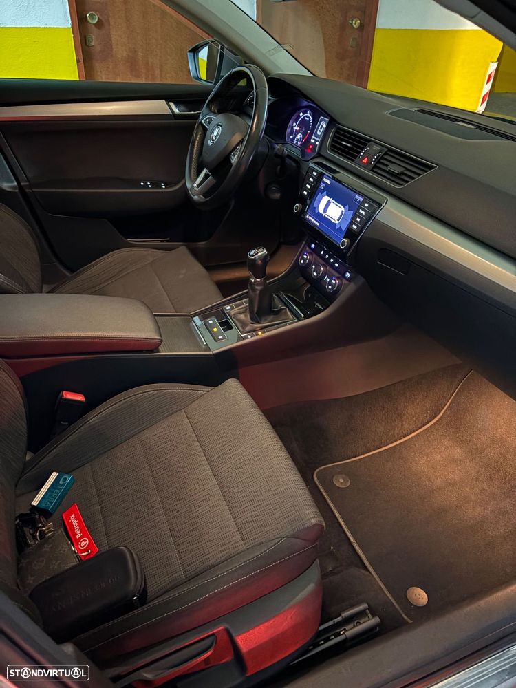 Skoda Superb Break 2017 photo 3