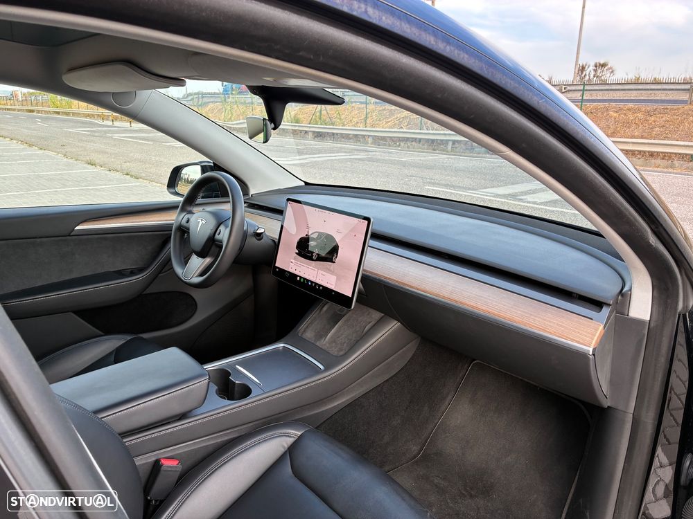 Tesla Model Y Long Range Tração Integral - 20