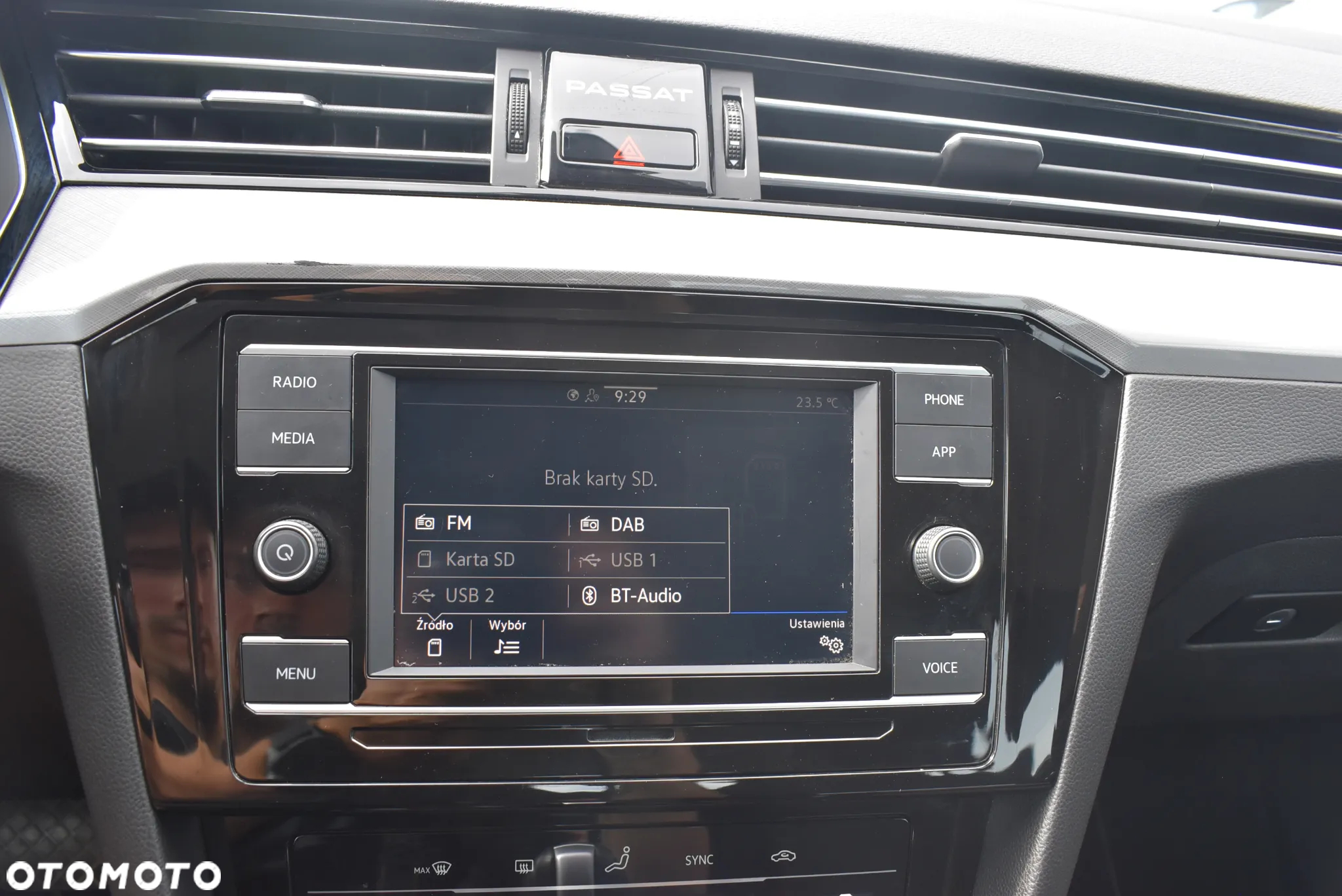 Volkswagen Passat 1.5 TSI EVO Business DSG - 26
