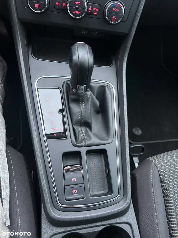 Seat Leon 2.0 TDI DPF Start&Stop DSG XCELLENCE - 35