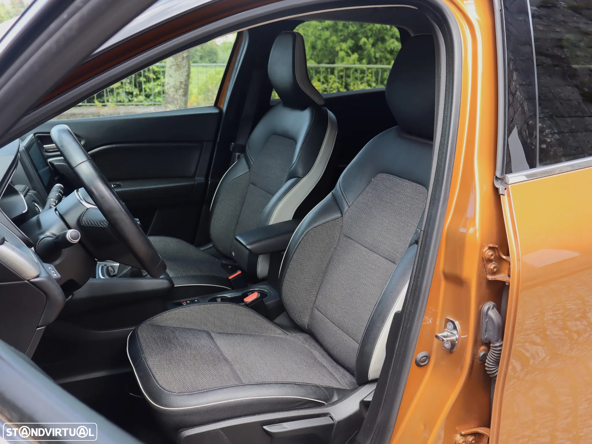 Renault Captur 1.0 TCe Intens - 41
