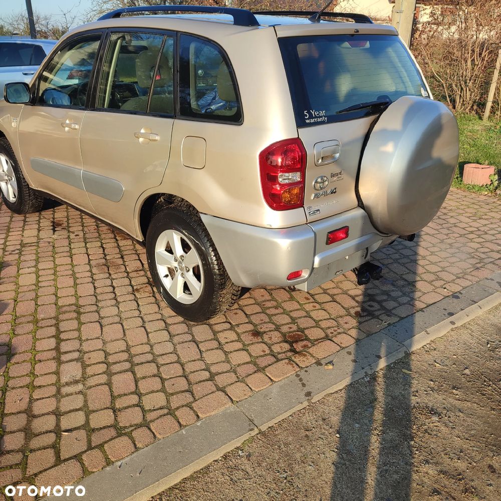 Toyota RAV4 2.0 D-4D 4x4 - 1