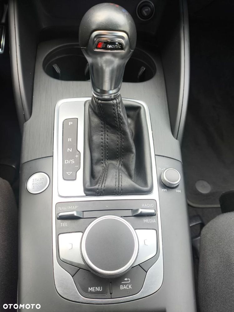 Audi A3 Sportback 1.5 TFSI Sport S tronic - 12
