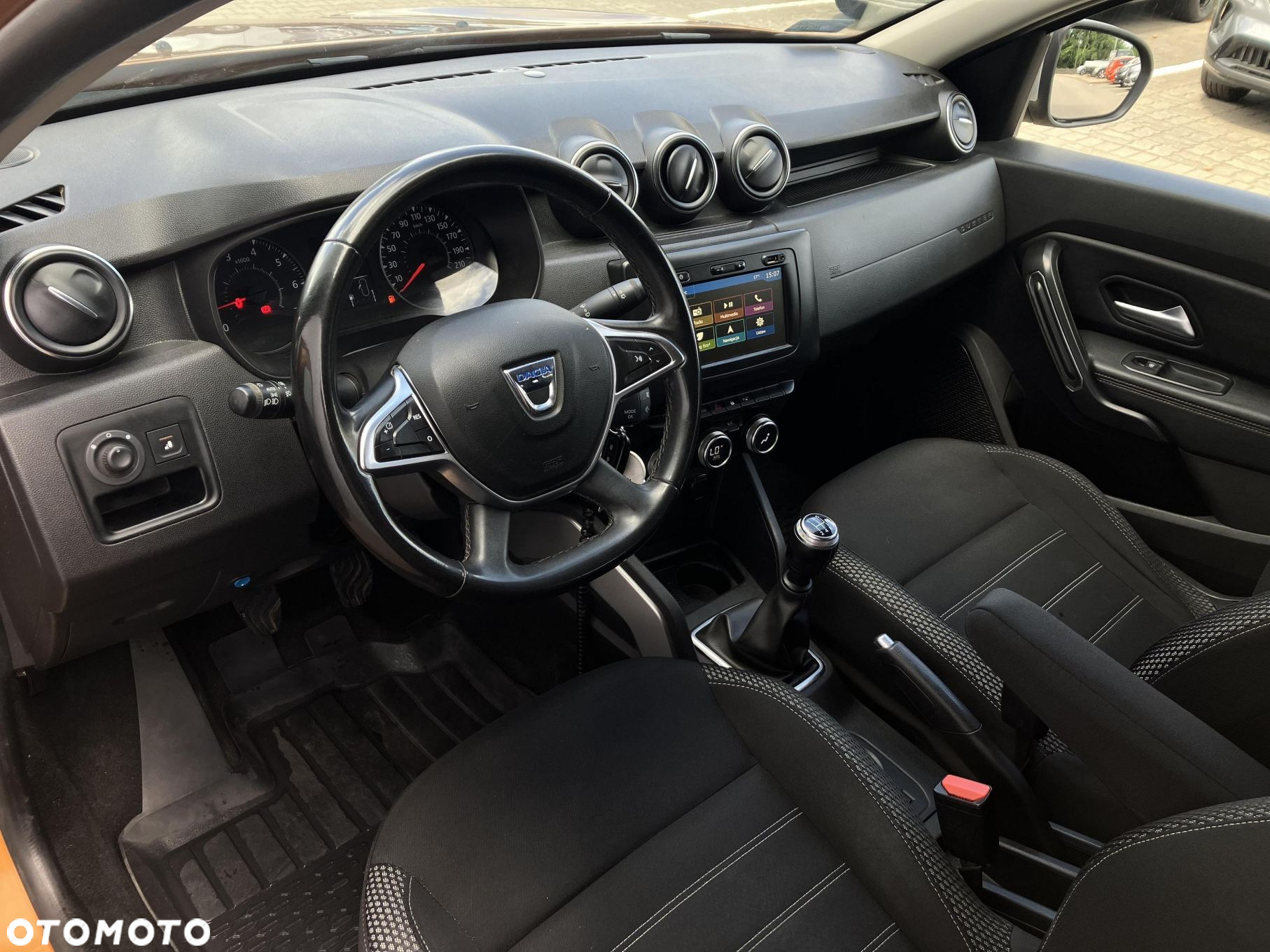 Dacia Duster 1.6 SCe Prestige - 9