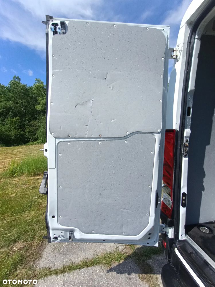 Iveco Daily L1H1 2.3 diesel 116 kM, automat 2019 rok EURO 6! WEBASTO, czujniki parkowania, sprowadzony ze Szwecji- NISKI ORGINALNY PRZEBIEG 146tyś. - 17