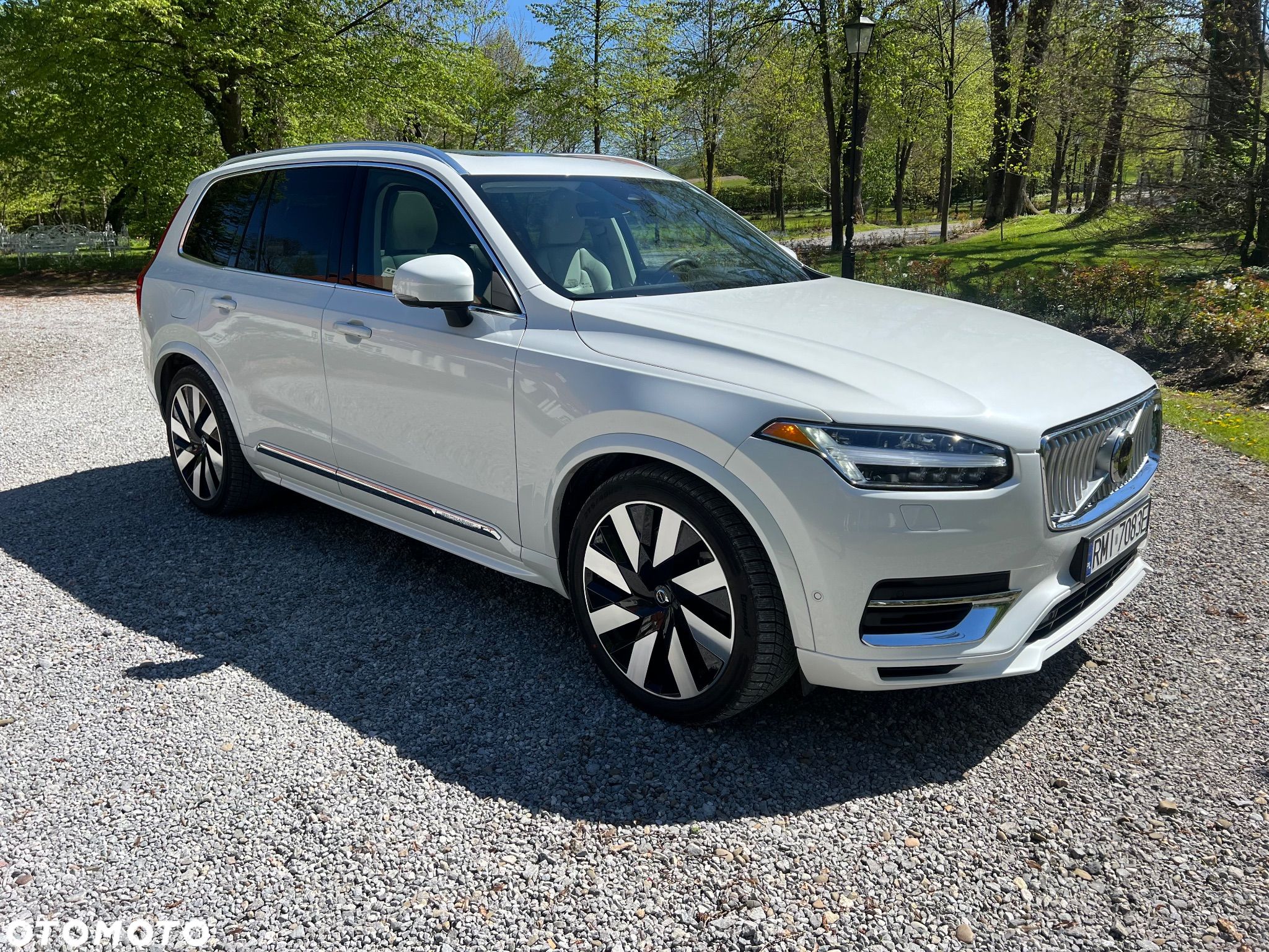 Volvo XC 90 - 1