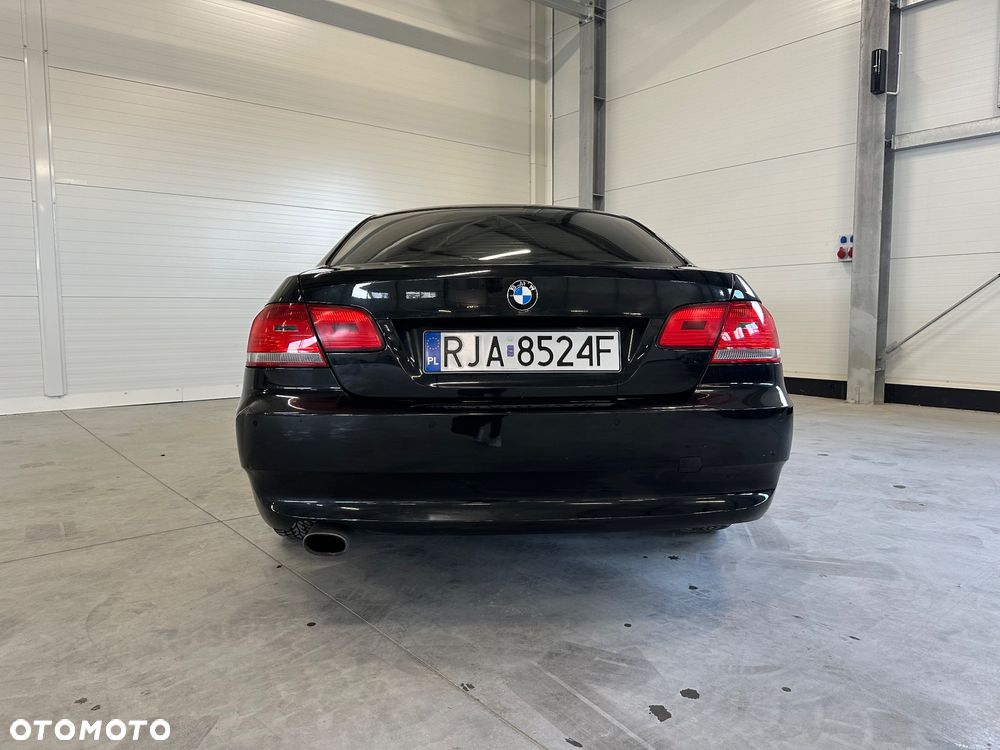 BMW Seria 3 320d DPF - 11