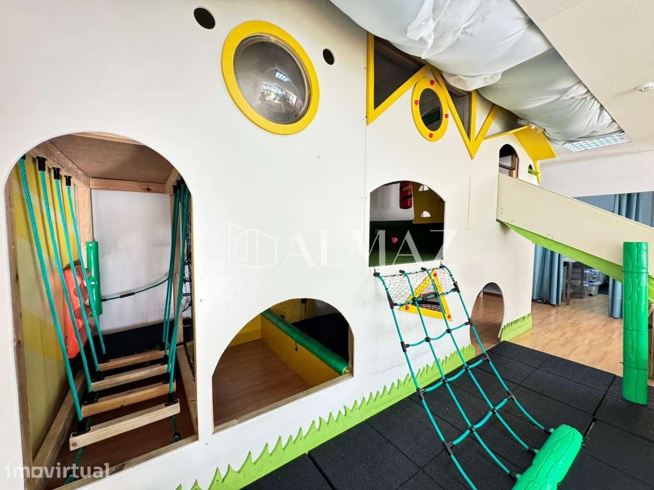 Trespasse de Parque Infantil & Espaço de Eventos – 43.000€ - Grande imagem: 3/19