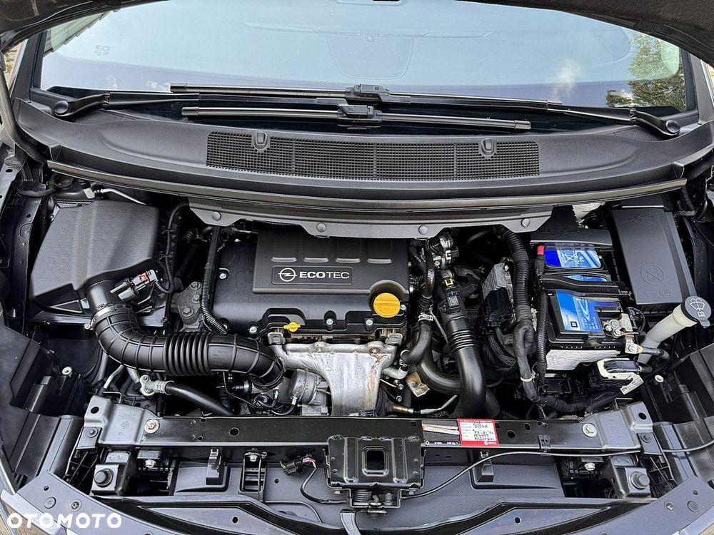Opel Zafira - 18