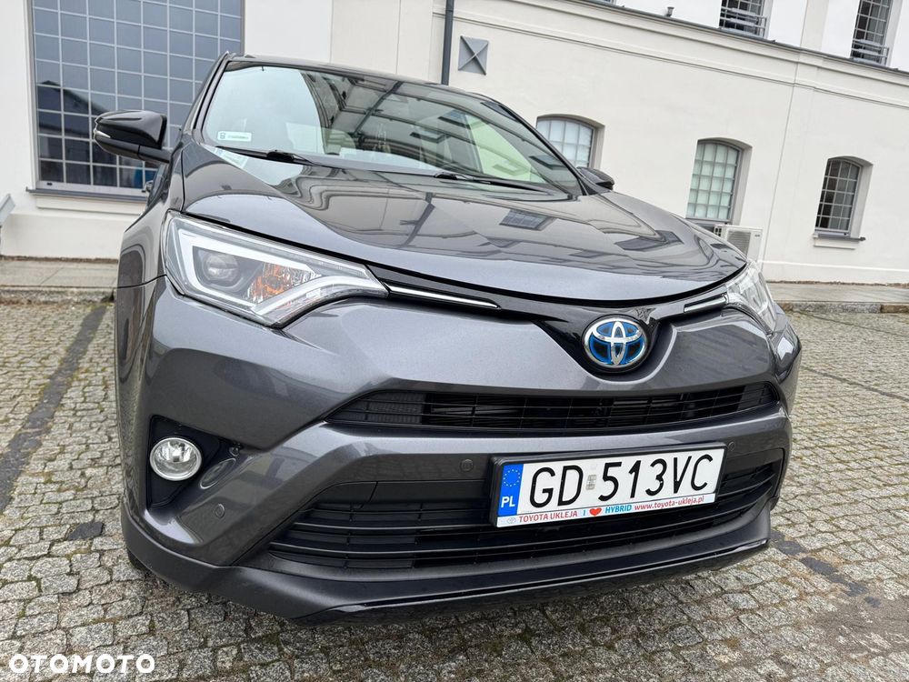 Toyota RAV4 Hybrid Premium 4x2 - 29