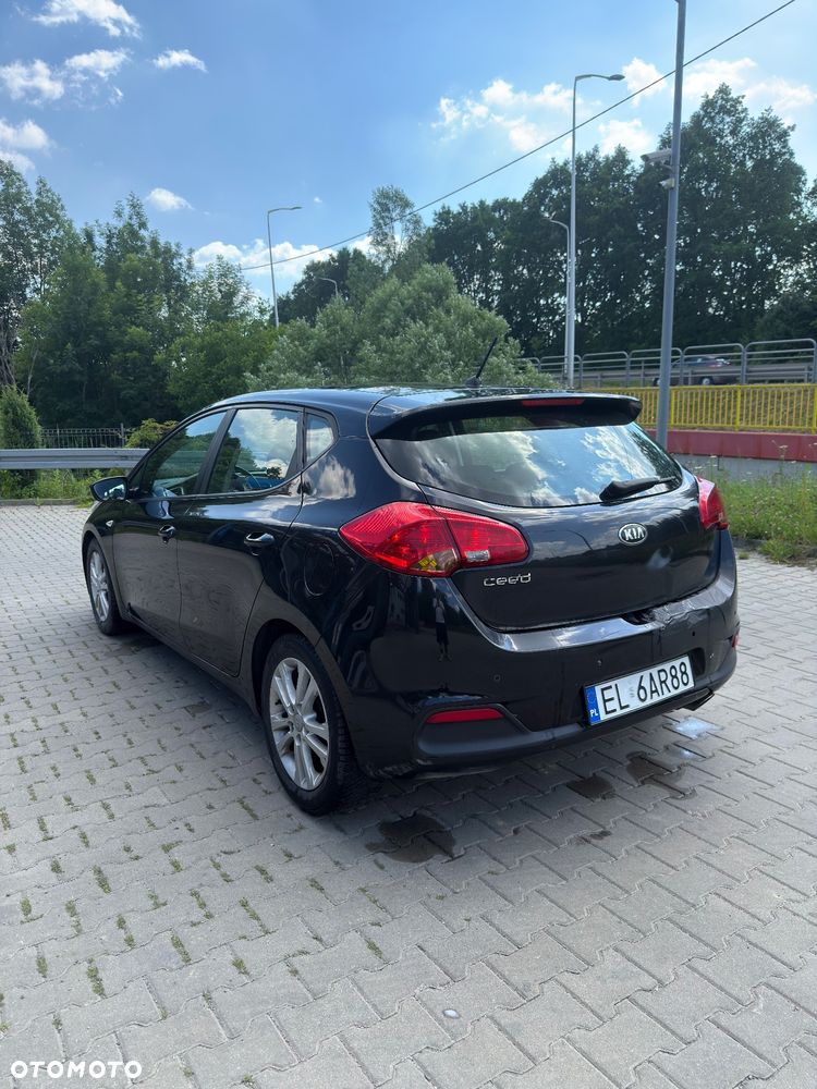 Kia Ceed 1.4 CVVT - 4