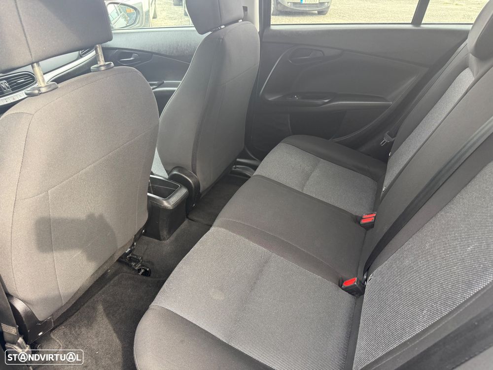 Fiat Tipo 1.3 M-Jet Street - 26