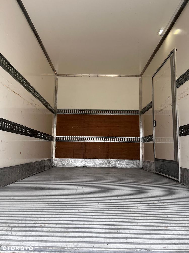 Iveco 35c16 Kontener+Winda - 8