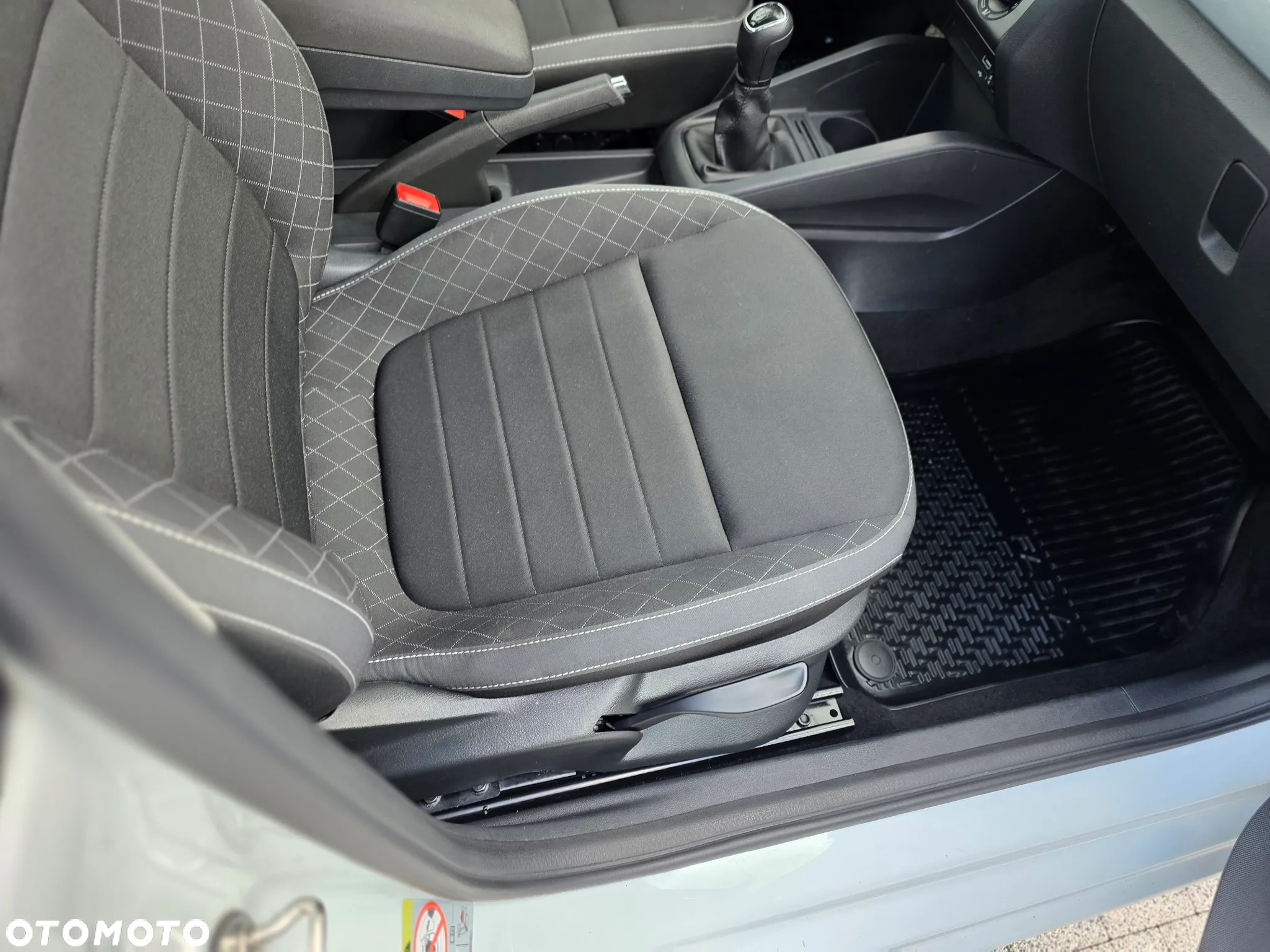 Skoda Fabia 1.0 TSI Style - 36