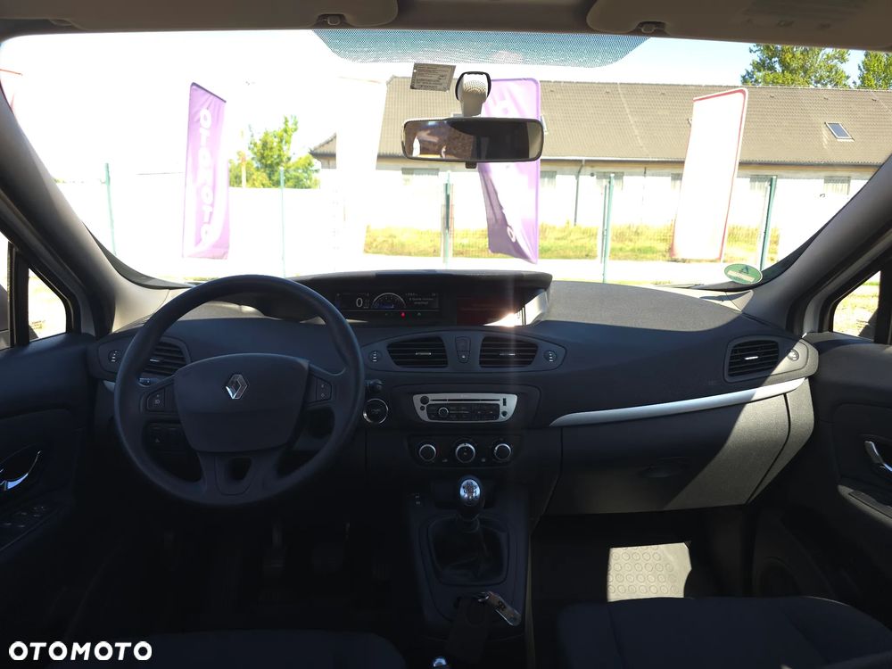 Renault Scenic 1.6 16V 110 TomTom Edition - 34