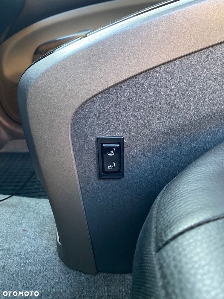 Toyota Prius 1.5 VVT-i Sol - 19