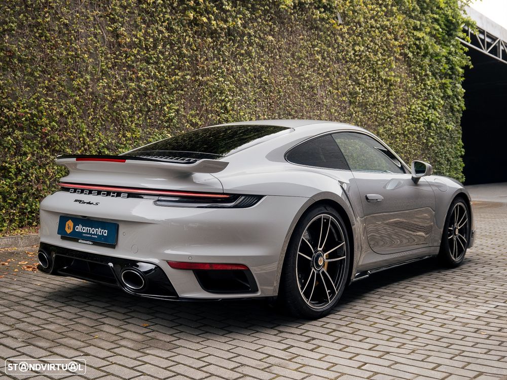 Porsche 911 (992) Turbo S PDK - 18