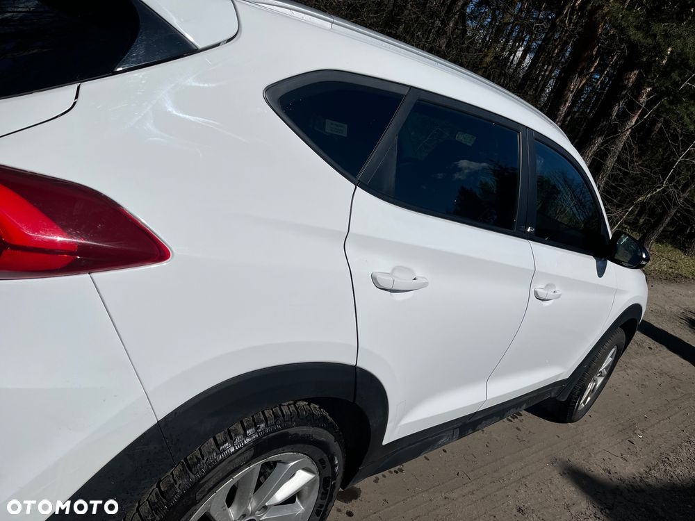 Hyundai Tucson 1.6 GDI BlueDrive GO 2WD - 2
