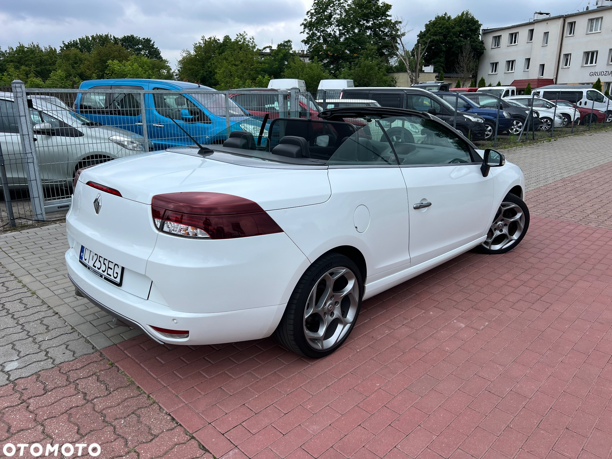 Renault Megane TCe 180 Coupe Dynamique - 6