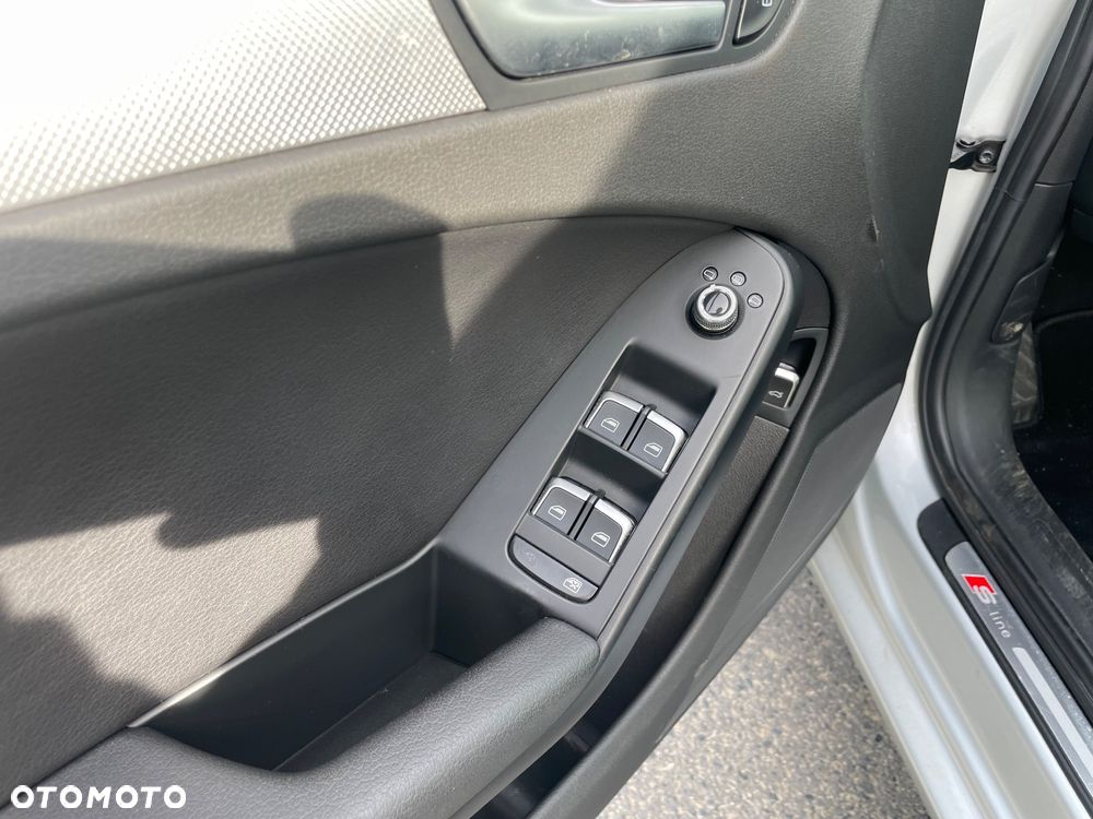 Audi A4 Limousine 2.0 TFSI Quattro S tronic - 8