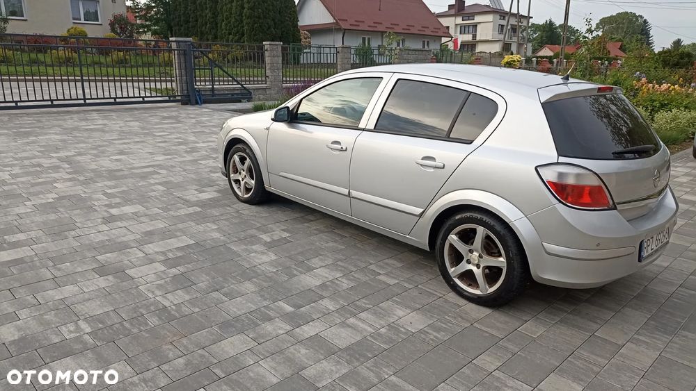 Opel Astra - 3