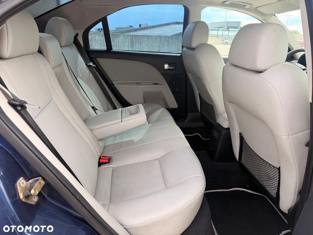 Ford Mondeo 3.0 V6 ST 220 - 13