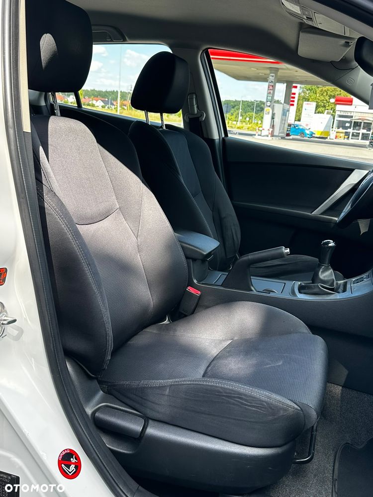 Mazda 3 - 8