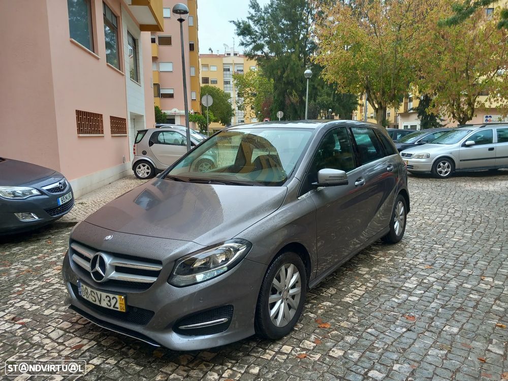 Mercedes-Benz B 180 d Urban - 1