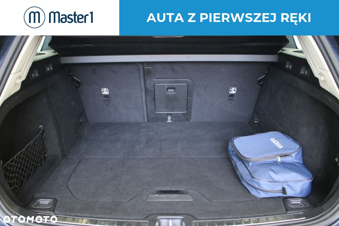 Volvo V60 B4 D Momentum Pro - 9