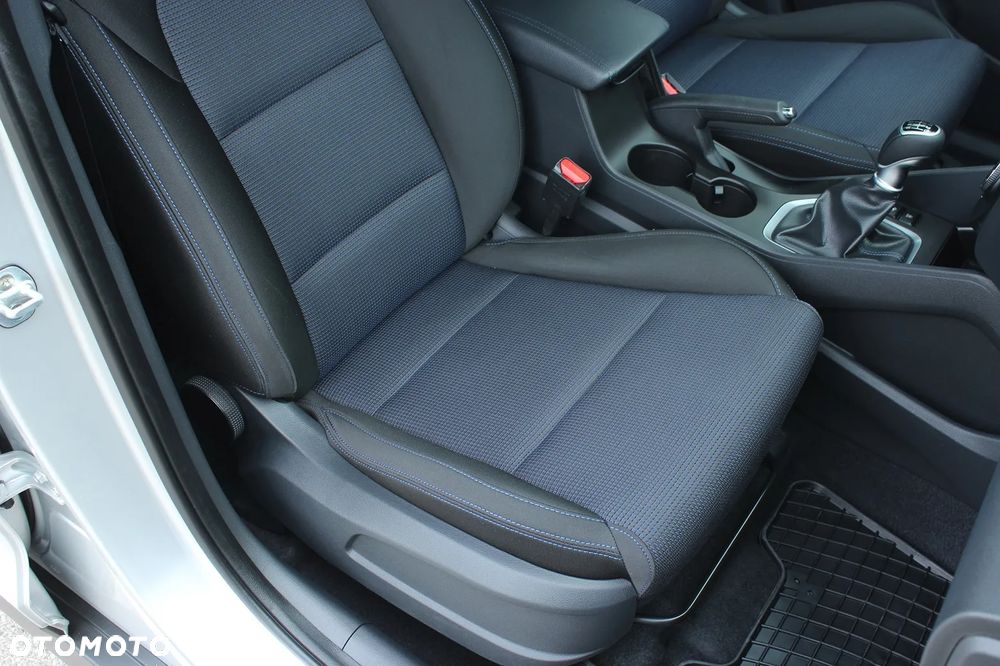 Hyundai Tucson blue 1.7 CRDi 2WD Style - 31