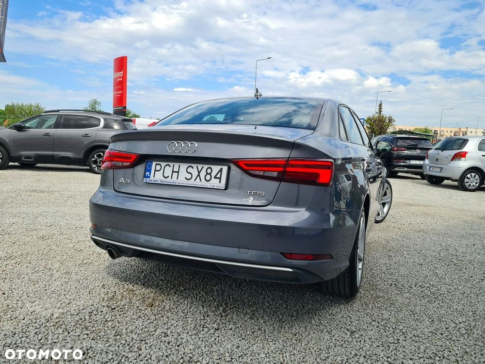 Audi A3 Limousine 30 TFSI - 3