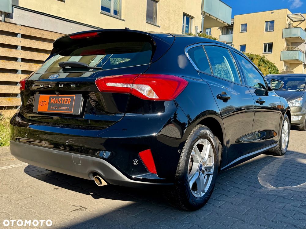 Ford Focus 1.0 EcoBoost Start-Stopp-System COOL&CONNECT DESIGN - 11