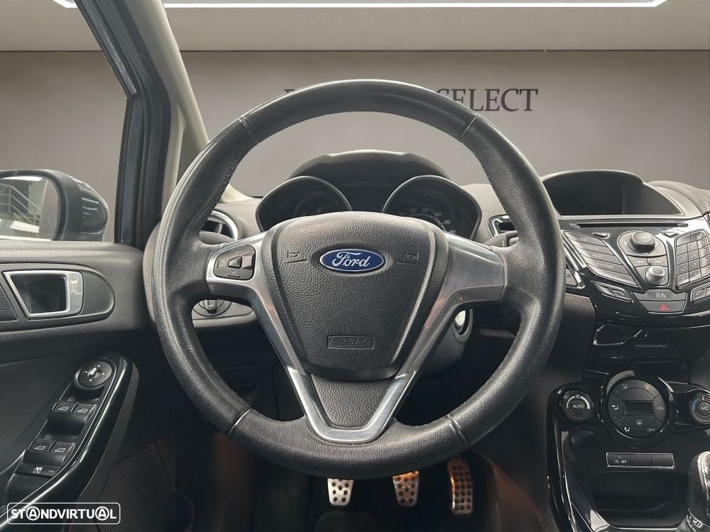 Ford Fiesta 1.0 T EcoBoost Titanium - 12