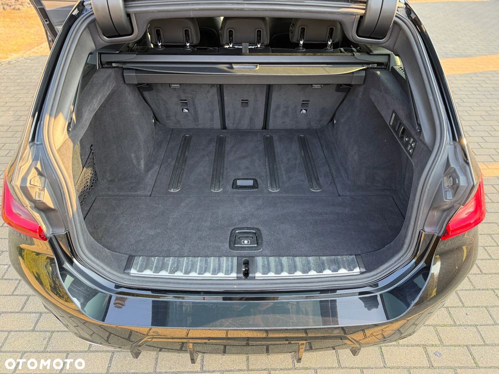 BMW Seria 3 320d xDrive M Sport sport - 18