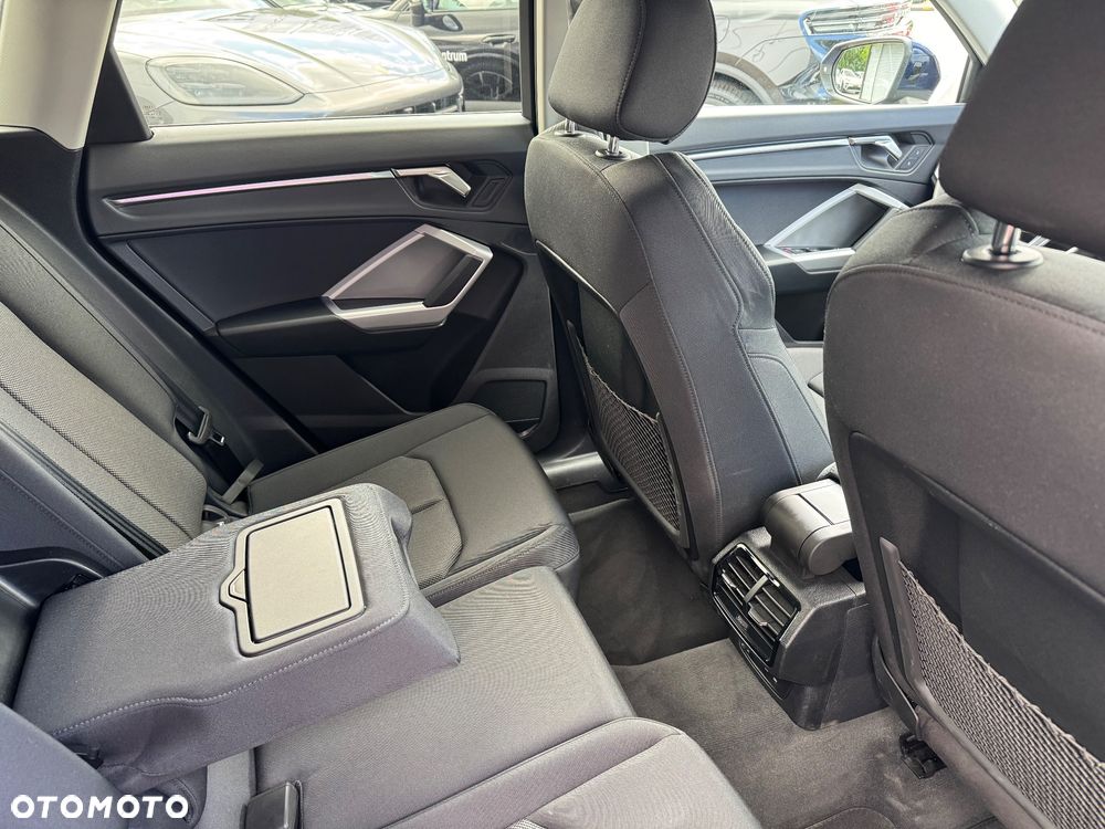 Audi Q3 35 TFSI Advanced S tronic - 13