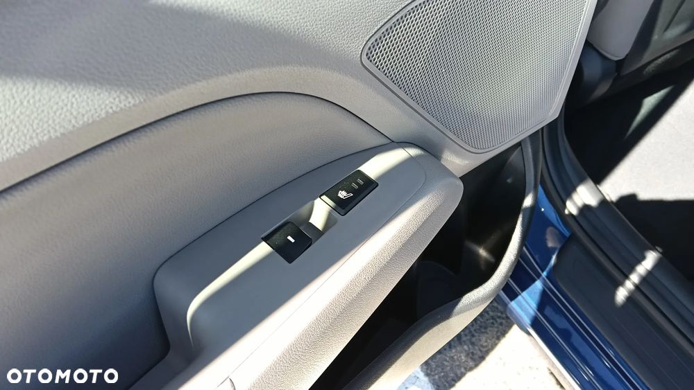 Hyundai Elantra - 18