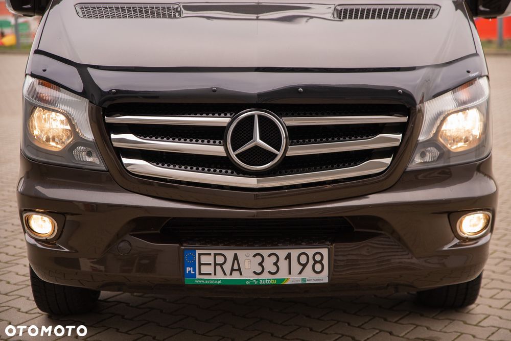 Mercedes-Benz Sprinter - 11