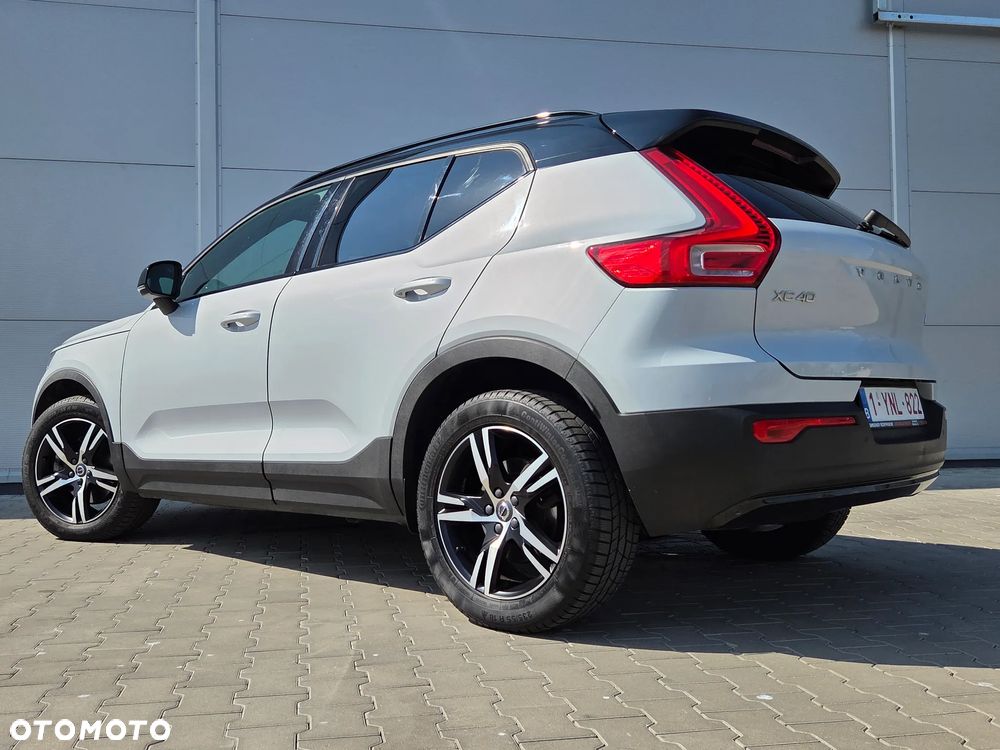 Volvo XC 40 D3 AWD R-Design - 21