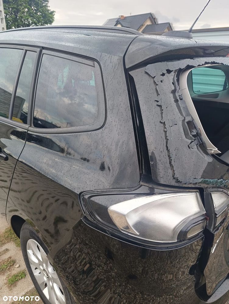 Opel Zafira - 15