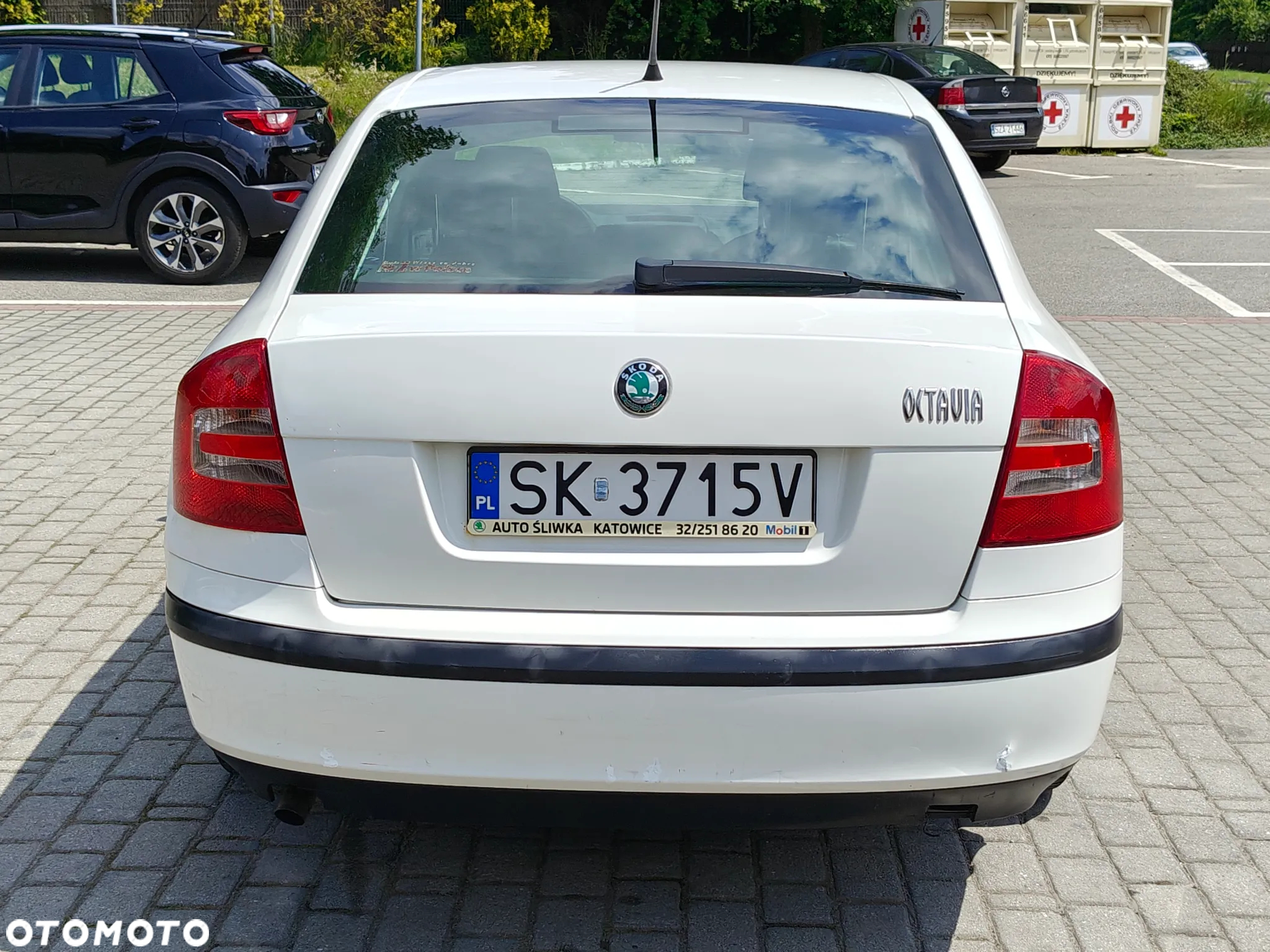 Skoda Octavia 1.6 Ambiente - 10