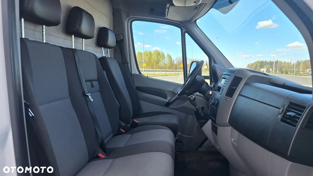Volkswagen CRAFTER - 13